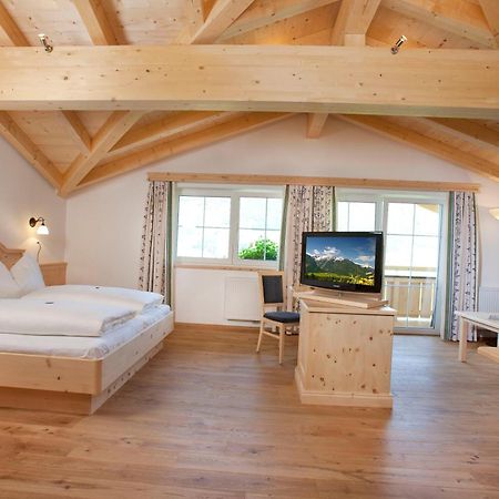 Hotel Grundlhof Bramberg am Wildkogel Luaran gambar