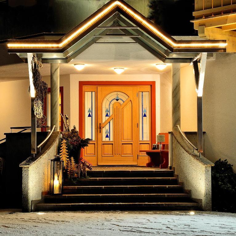 Hotel Grundlhof Bramberg am Wildkogel Luaran gambar