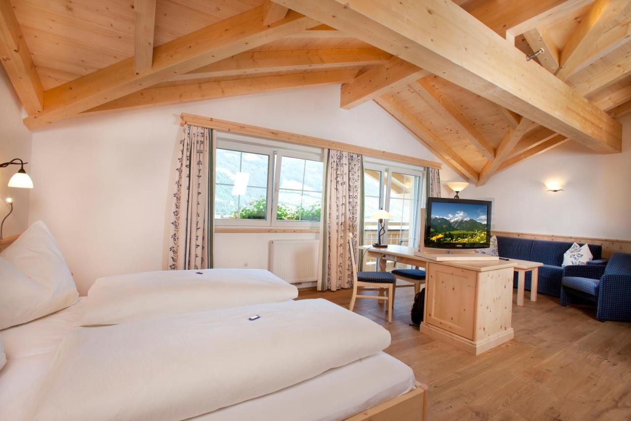 Hotel Grundlhof Bramberg am Wildkogel Luaran gambar